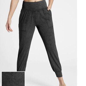 EUC Athleta Womens Large Salutation High Rise Jogger Garment Dye Black Powervita